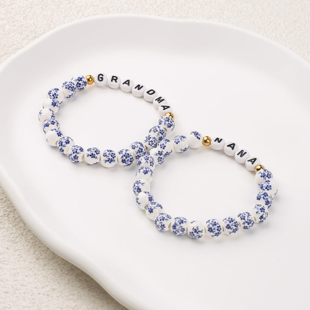 Mint & Lily Bracelet à Perles en Porcelaine Bleue Florale