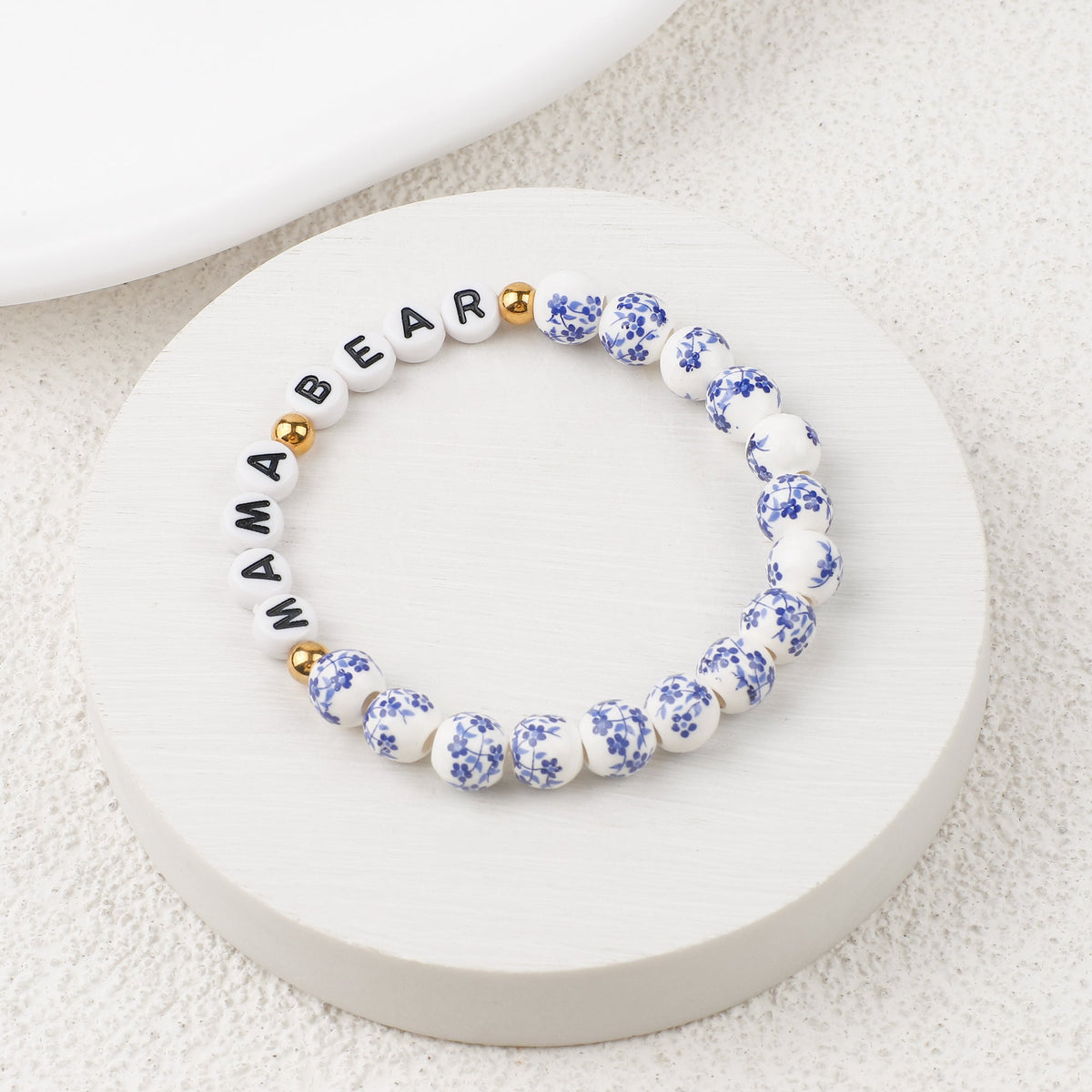 Mint & Lily Bracelet à Perles en Porcelaine Bleue Florale