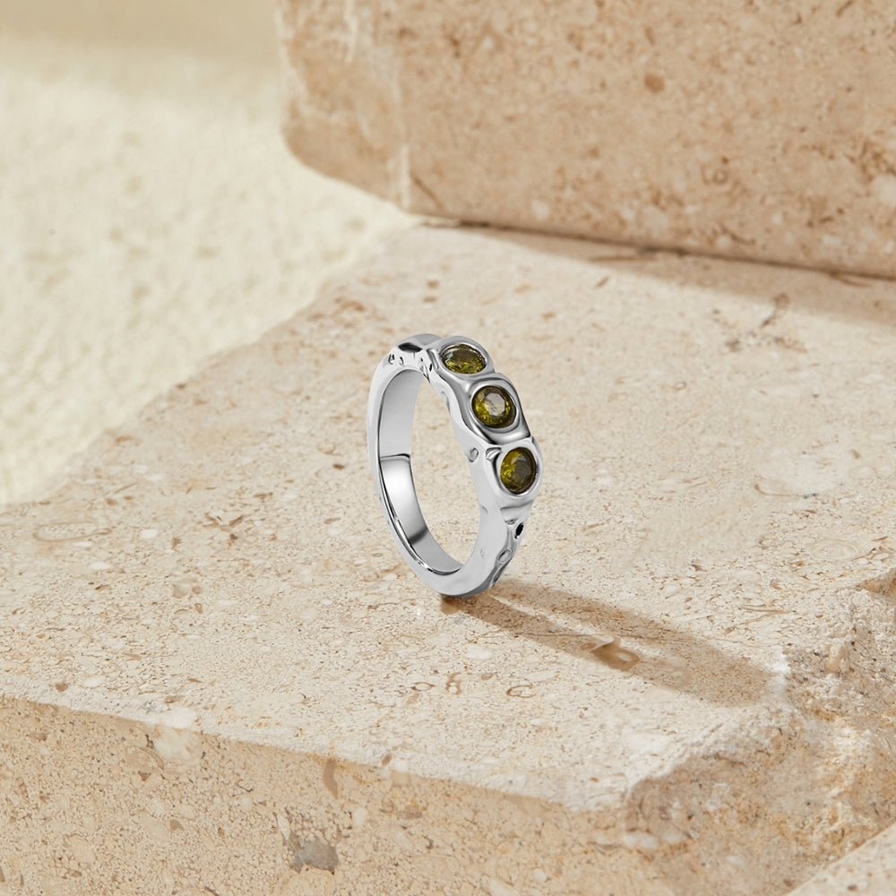 Vintage Peridot Silver Ring