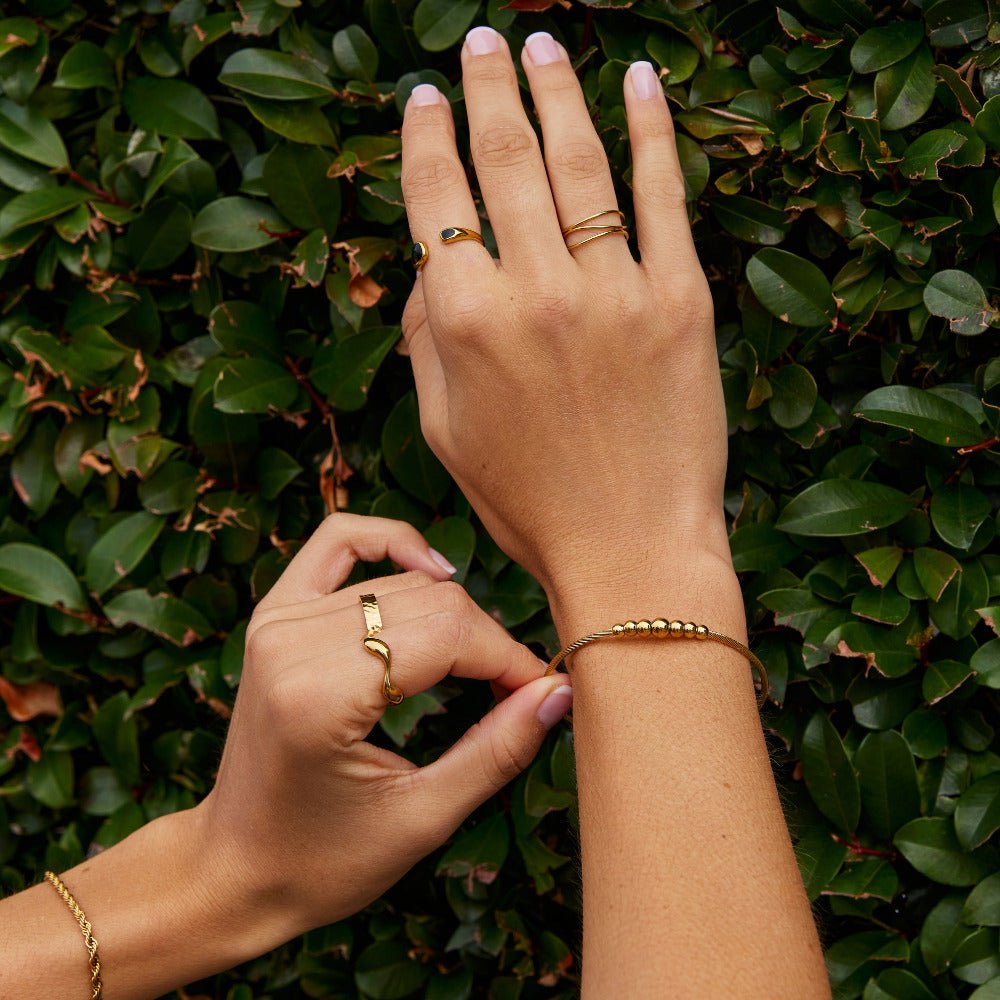 Yuri Gold Bead Bangle
